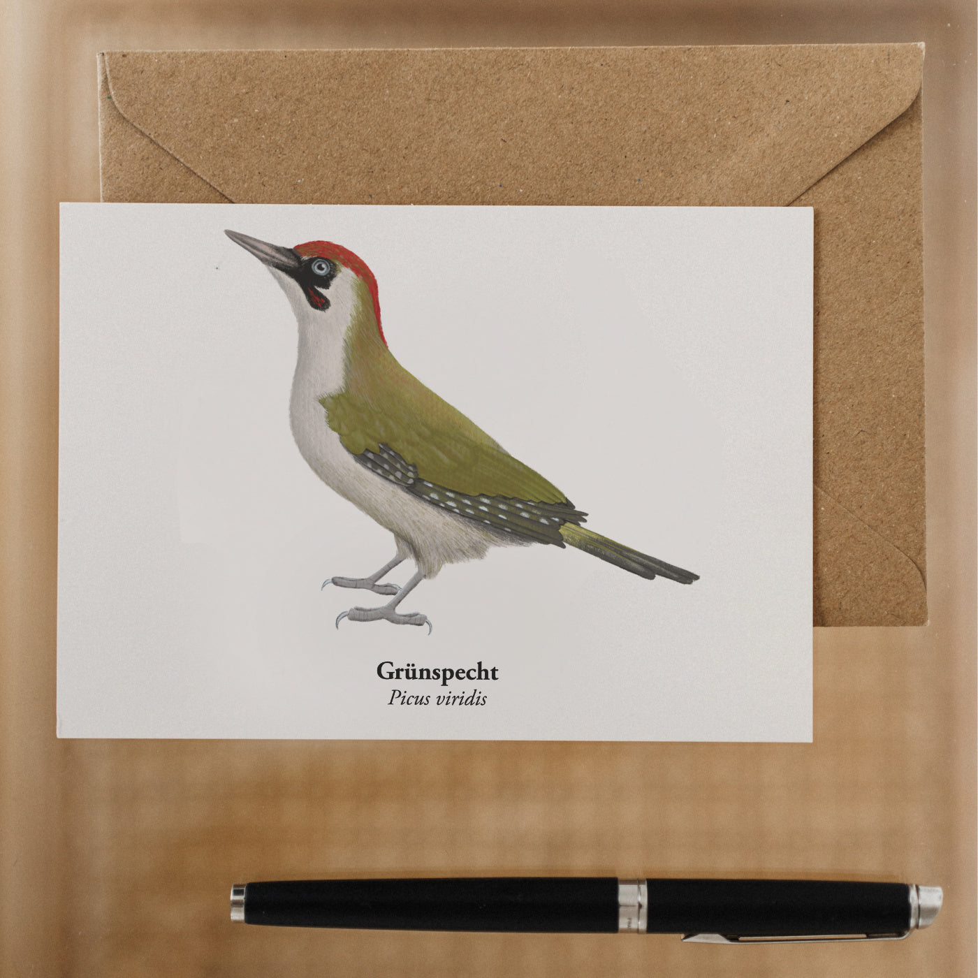 Kunstpostkarte mit grünem Spechtmotiv